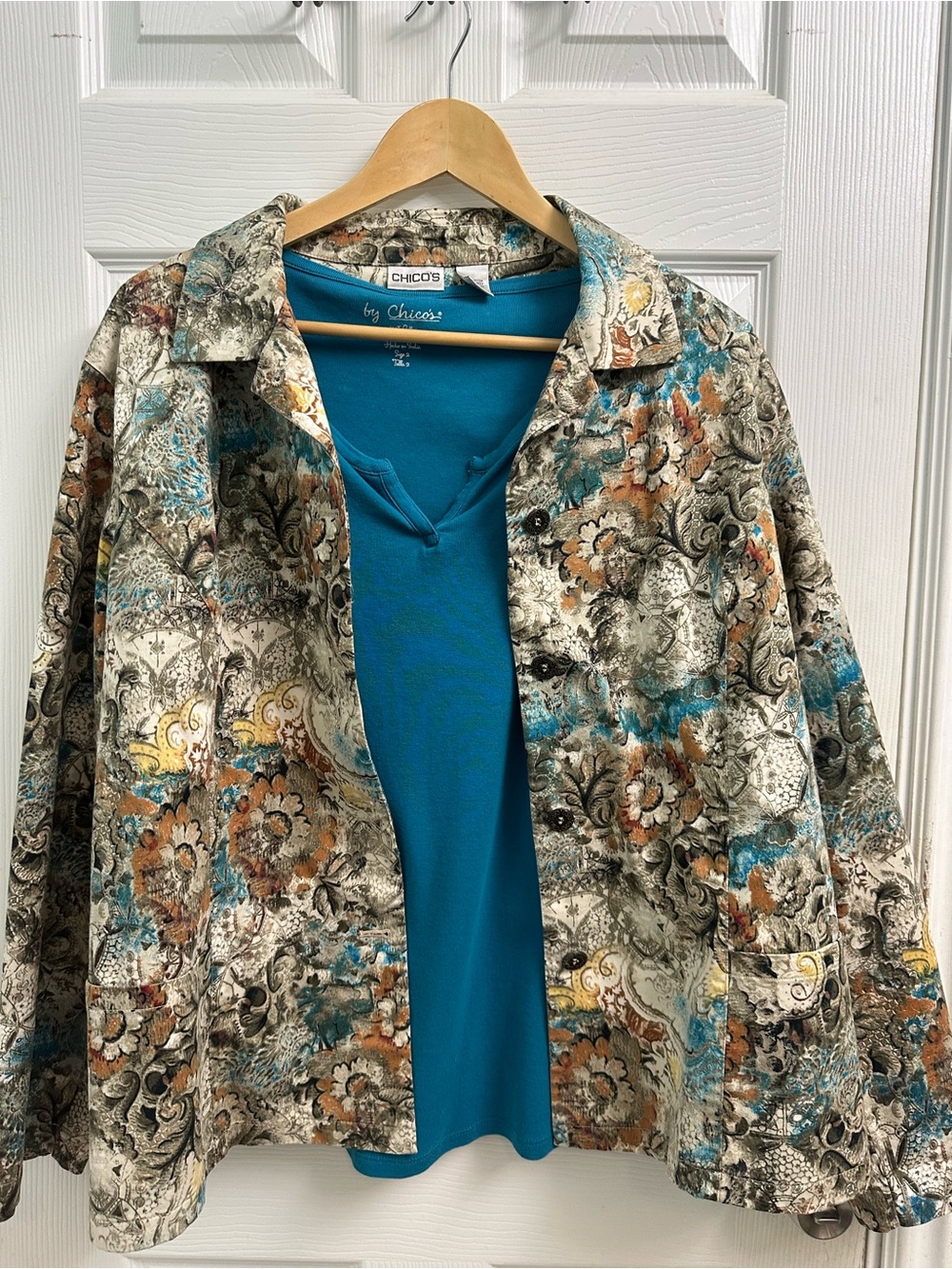 Chico's Multi-colored Jacket with a Chico's Teal Tee-Sz XL